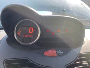 Begagnade Vägmätare KM Renault Twingo II (CN) 1.5 dCi 90 FAP Pris € 100,00 Marginaltabell erbjuds av Gebr Opdam B.V.