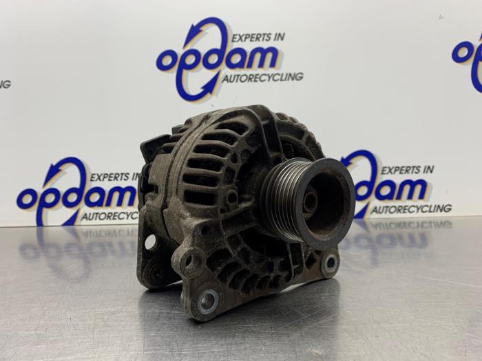 Usagé Dynamo Volkswagen Golf IV (1J1) 1.4 16V Prix € 50,00 Règlement à la marge proposé par Gebr Opdam B.V.