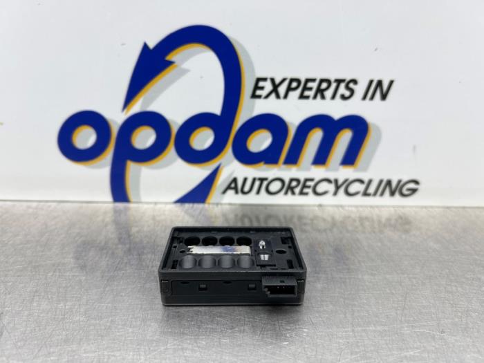 Gebrauchte Regensensor BMW 1 serie (E87/87N) 116i 1.6 16V Preis € 25,00 Margenregelung angeboten von Gebr Opdam B.V.