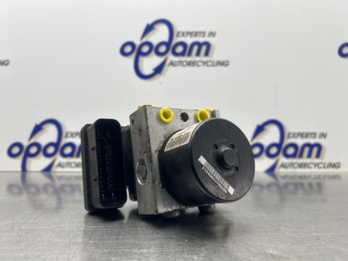 Begagnade ABS-pump Skoda Octavia Combi (1Z5) 1.6 FSI 16V Pris € 150,00 Marginaltabell erbjuds av Gebr Opdam B.V.