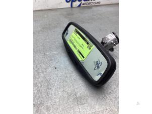 Usados Retrovisor interior Peugeot 3008 I (0U/HU) 1.6 VTI 16V Precio € 35,00 Norma de margen ofrecido por Gebr Opdam B.V.