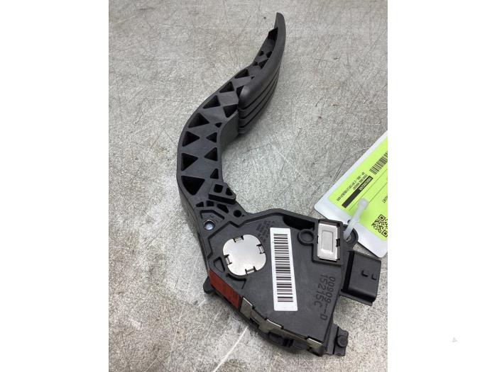 Gebrauchte Gaspedalposition Sensor Renault Trafic (1FL/2FL/3FL/4FL) 1.6 dCi 115 Preis € 25,00 Margenregelung angeboten von Gebr Opdam B.V.