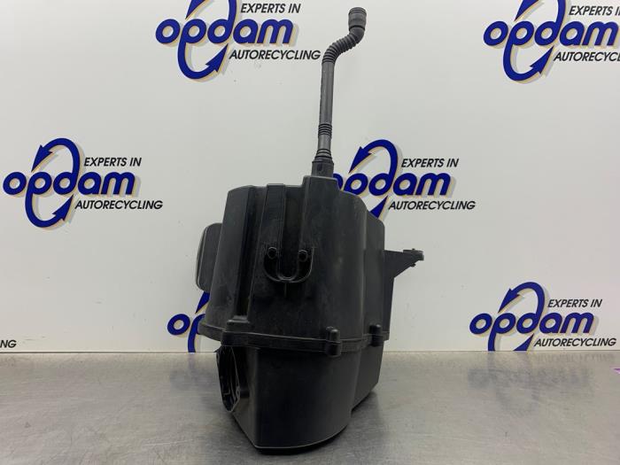 Begagnade Luftfilterhus Volkswagen Polo V (6R) 1.2 TDI 12V BlueMotion Pris € 35,00 Marginaltabell erbjuds av Gebr Opdam B.V.