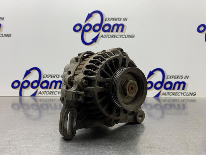 Begagnade Dynamo Renault Twingo (C06) 1.2 16V Pris € 50,00 Marginaltabell erbjuds av Gebr Opdam B.V.