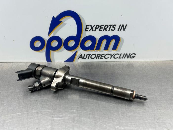 Usagé Injecteurs Volvo V50 (MW) 1.6 D 16V Prix € 150,00 Règlement à la marge proposé par Gebr Opdam B.V.
