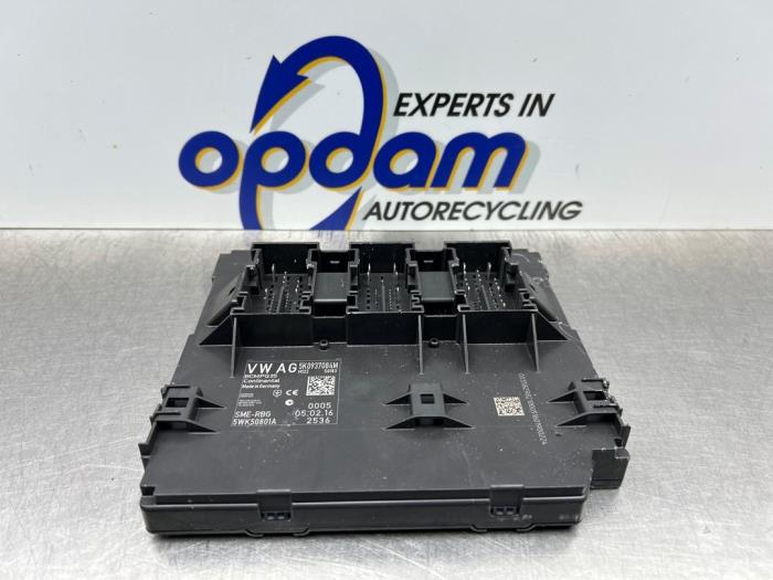Used Body control computer Volkswagen Caddy IV 2.0 TDI 75 Price € 125,00 Margin scheme offered by Gebr Opdam B.V.