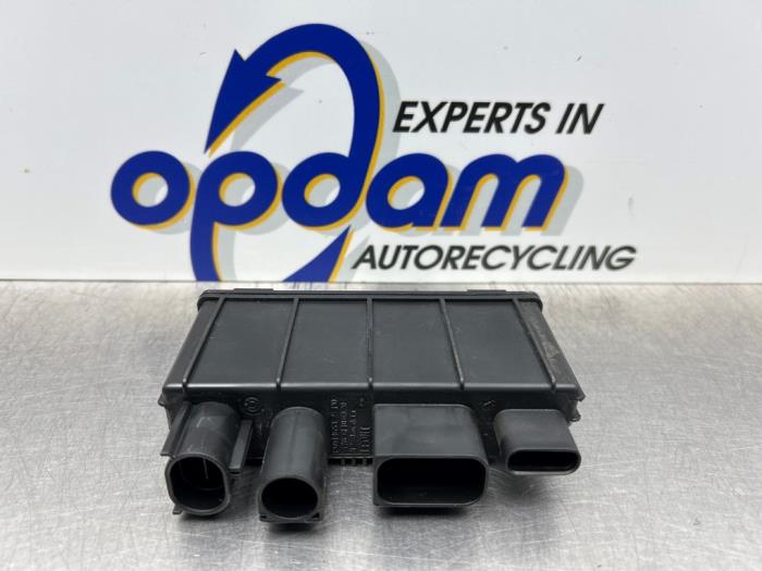 Gebrauchte Stromverteiler Mini Mini (F56) 2.0 16V Cooper S Preis € 50,00 Margenregelung angeboten von Gebr Opdam B.V.