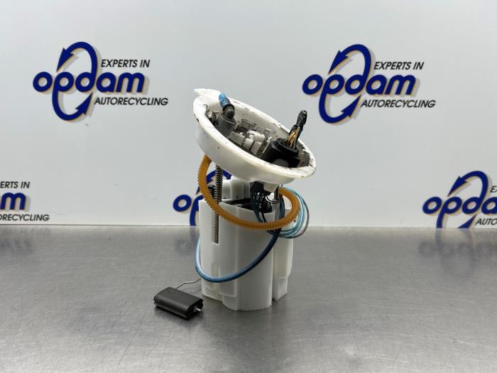 Begagnade Bensinpump Mini Mini (F56) 2.0 16V Cooper S Pris € 150,00 Marginaltabell erbjuds av Gebr Opdam B.V.