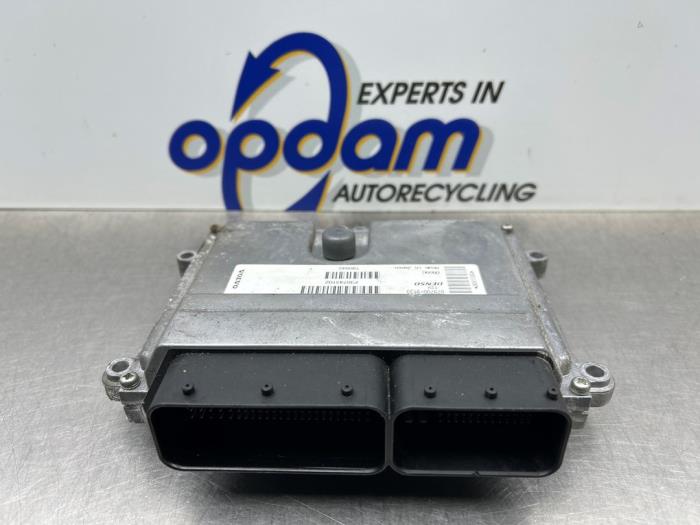 Used Engine management computer Volvo V50 (MW) 2.4 20V Price € 125,00 Margin scheme offered by Gebr Opdam B.V.