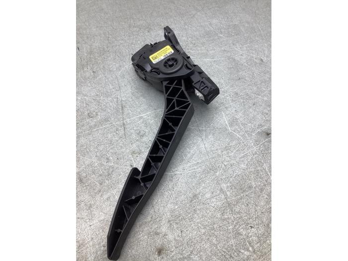 Begagnade Gaspedalsensor Landrover Range Rover Evoque (LVJ/LVS) 2.2 TD4 16V Pris € 25,00 Marginaltabell erbjuds av Gebr Opdam B.V.