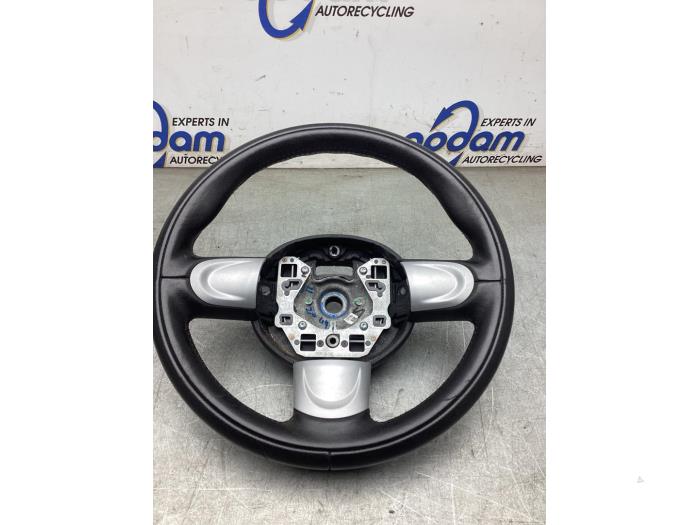 Begagnade Ratt Mini Mini (R56) 1.4 16V One Pris € 100,00 Marginaltabell erbjuds av Gebr Opdam B.V.
