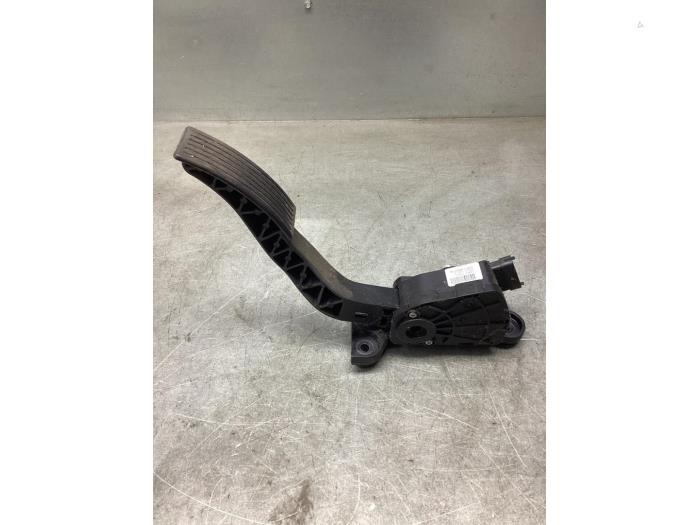 Begagnade Gaspedalsensor Hyundai i20 1.2i 16V Pris € 25,00 Marginaltabell erbjuds av Gebr Opdam B.V.