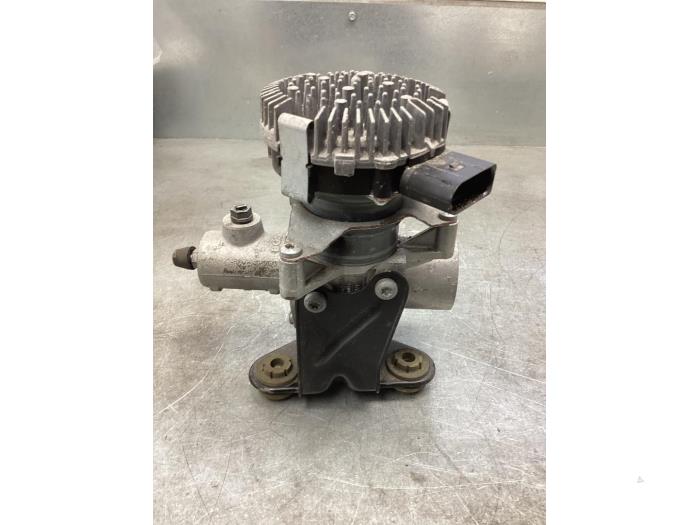 Usagé Servo frein Volkswagen Golf VII (AUA) 1.4 GTE 16V Prix € 150,00 Règlement à la marge proposé par Gebr Opdam B.V.