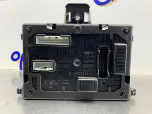 Usados Ordenador body control Renault Clio III (BR/CR) 1.2 16V 75 Precio € 100,00 Norma de margen ofrecido por Gebr Opdam B.V.