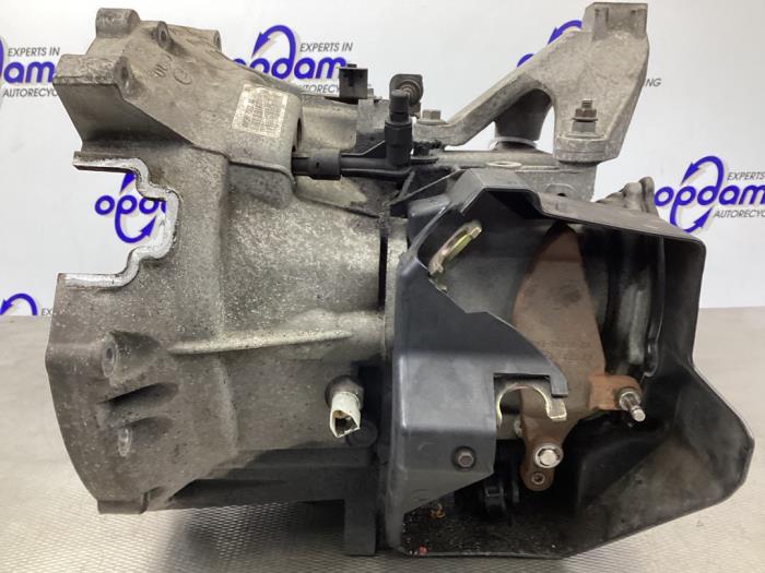 Getriebe van een Ford Focus C-Max 1.8 16V 2005