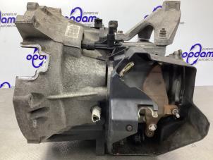 Getriebe van een Ford Focus C-Max 1.8 16V 2005