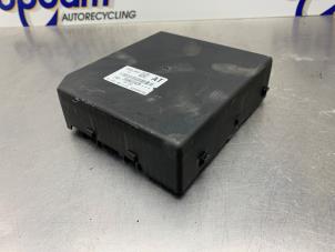 Begagnade Säkringsbox Renault Grand Scénic III (JZ) 1.6 16V Pris € 150,00 Marginaltabell erbjuds av Gebr Opdam B.V.