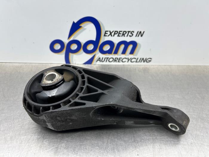 Used Engine mount Opel Astra J Sports Tourer (PD8/PE8/PF8) 1.6 16V Price € 25,00 Margin scheme offered by Gebr Opdam B.V.