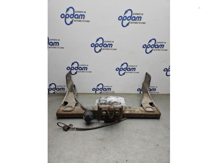 Begagnade Dragkrok Ford Transit Custom 2.2 TDCi 16V Pris € 181,50 Inklusive moms erbjuds av Gebr Opdam B.V.