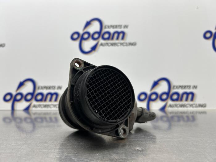 Gebrauchte Luftmassenmesser Alfa Romeo GT (937) 2.0 JTS 16V Preis € 35,00 Margenregelung angeboten von Gebr Opdam B.V.