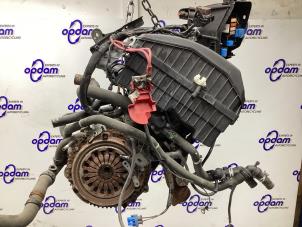 Motor van een Renault Clio IV (5R) 1.2 16V 2013