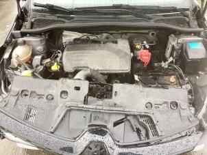 Motor van een Renault Clio IV (5R) 1.2 16V 2013