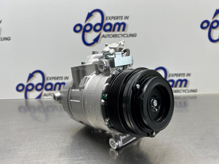 Neuf Pompe clim Ford Transit Connect Prix € 272,19 Prix TTC proposé par Gebr Opdam B.V.
