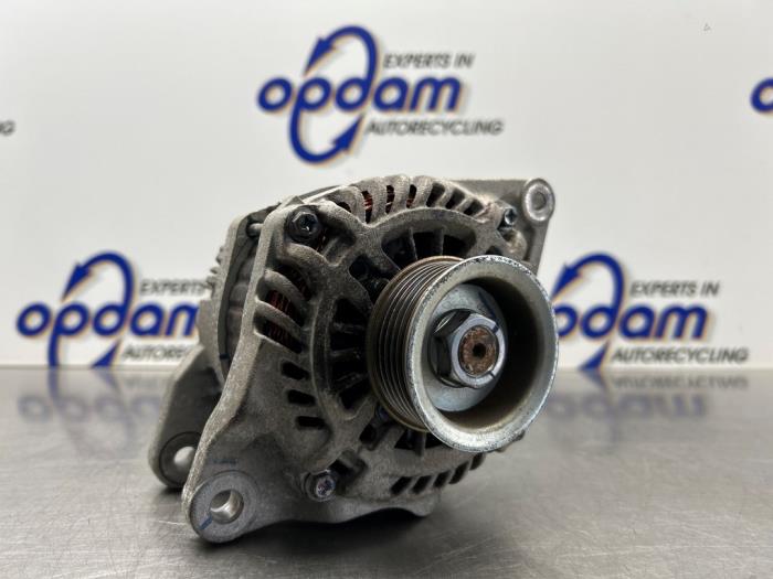 Begagnade Dynamo Mitsubishi Space Star (A0) 1.0 12V Pris € 60,00 Marginaltabell erbjuds av Gebr Opdam B.V.