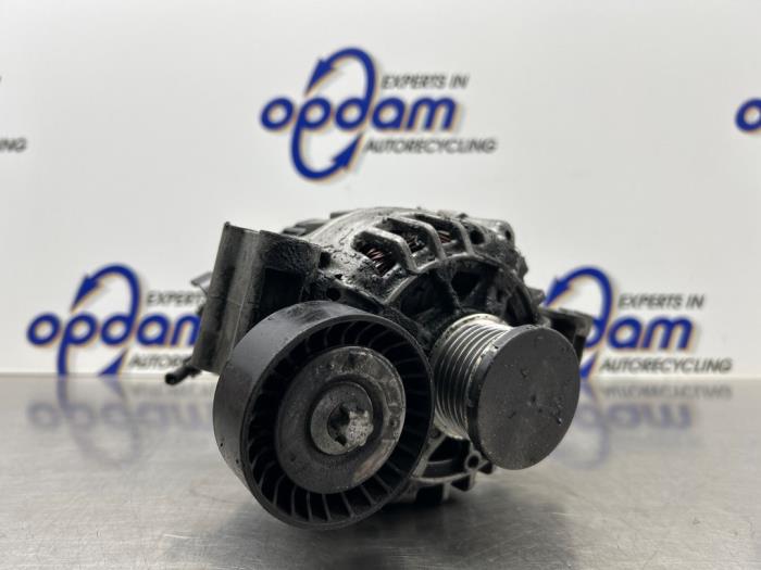 Gebrauchte Dynamo BMW 3 serie (E46/4) 316i 16V Preis € 110,00 Margenregelung angeboten von Gebr Opdam B.V.