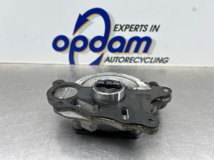 Usados Bomba de vacío (diésel) Volkswagen Polo V (6R) 1.2 TDI 12V BlueMotion Precio € 30,00 Norma de margen ofrecido por Gebr Opdam B.V.