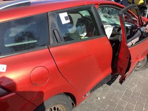 Gebrauchte Tür 4-türig rechts hinten Renault Clio IV Estate/Grandtour (7R) 0.9 Energy TCE 12V Preis € 250,00 Margenregelung angeboten von Gebr Opdam B.V.