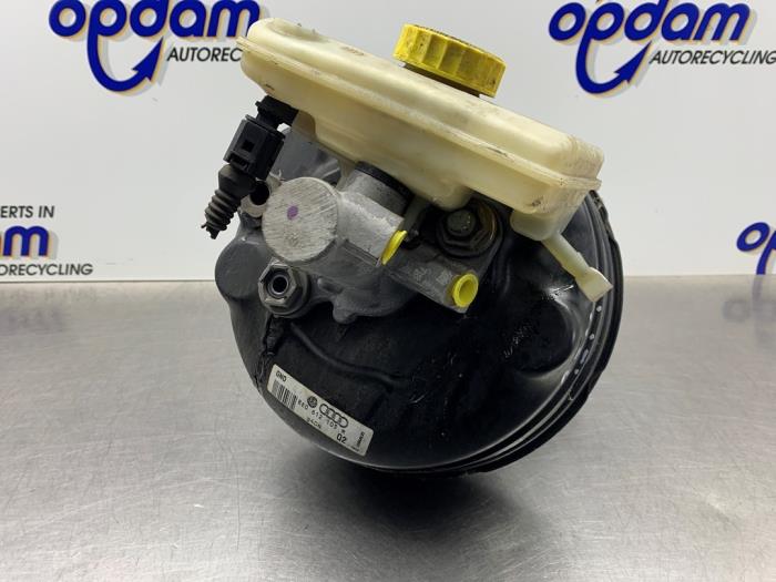 Usagé Assistant de freinage Audi A4 (B6) 1.8 T 20V Prix € 100,00 Règlement à la marge proposé par Gebr Opdam B.V.