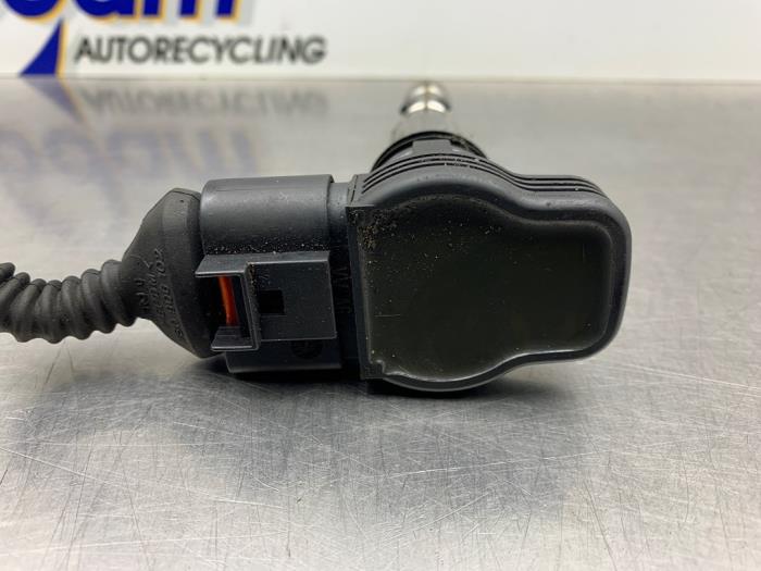 Zündspule van een Audi A4 (B6) 1.8 T 20V 2002
