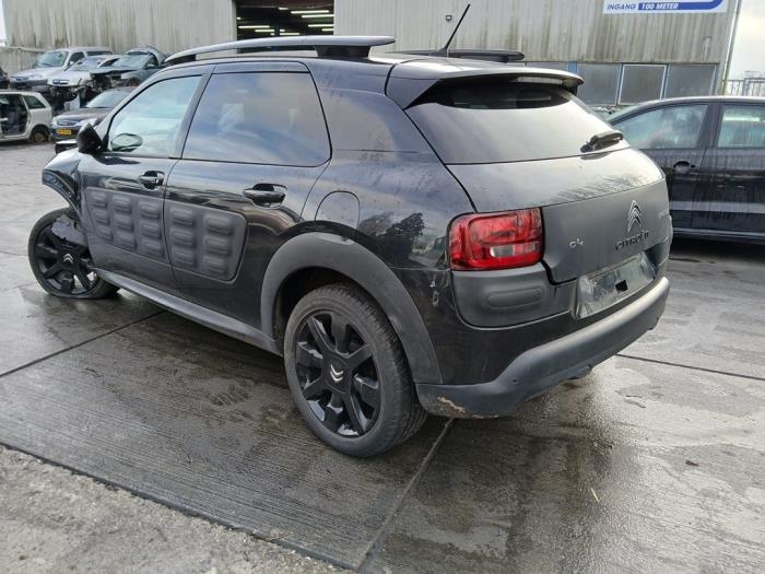 Gebrauchte Tankklappe Citroen C4 Cactus (0B/0P) 1.2 PureTech 82 12V Preis € 35,00 Margenregelung angeboten von Gebr Opdam B.V.
