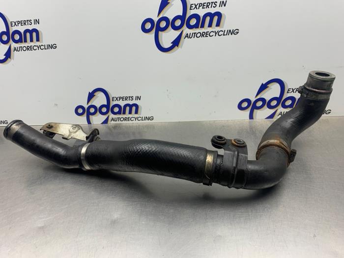 Gebrauchte Intercooler Schlauch Mitsubishi Outlander (CW) 2.0 DI-D 16V 4x4 Preis € 90,00 Margenregelung angeboten von Gebr Opdam B.V.