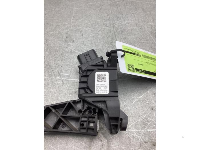 Begagnade Gaspedalsensor Volkswagen Crafter (SY) 2.0 TDI FWD Pris € 50,00 Marginaltabell erbjuds av Gebr Opdam B.V.