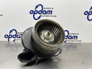 Usagé Moteur de ventilation chauffage Chrysler 300 C Touring 3.5 V6 24V Prix € 75,00 Règlement à la marge proposé par Gebr Opdam B.V.