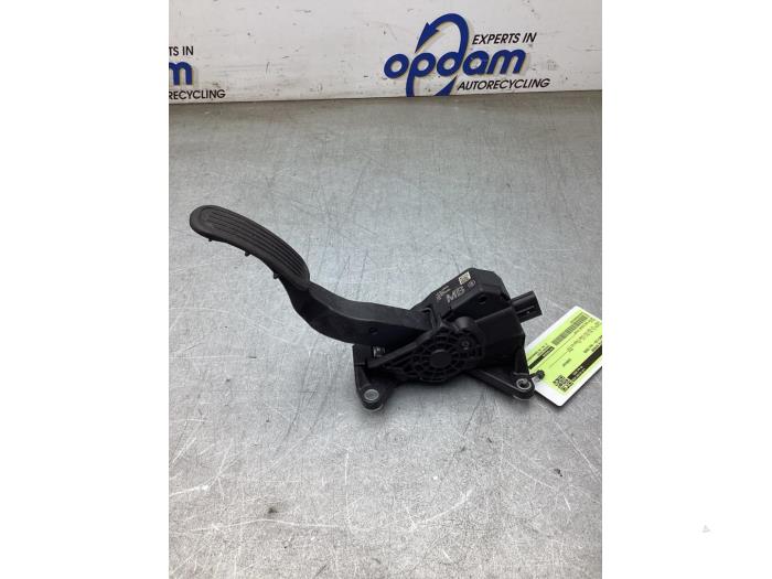 Begagnade Gaspedalsensor Toyota Yaris IV (P21/PA1/PH1) 1.5 12V Hybrid 115 Pris € 50,00 Marginaltabell erbjuds av Gebr Opdam B.V.