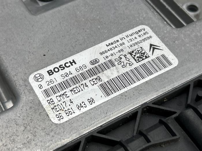 Engine management computer from a Citroën C4 Picasso (UD/UE/UF) 1.6 16V THP Sensodrive 2010