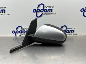 Begagnade Skärmspegel, vänster Mitsubishi Colt (Z2/Z3) 1.3 16V Pris € 50,00 Marginaltabell erbjuds av Gebr Opdam B.V.