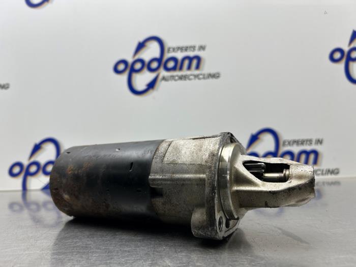 Begagnade Startmotor Mercedes C (W203) 3.2 C-320 V6 18V Pris € 50,00 Marginaltabell erbjuds av Gebr Opdam B.V.
