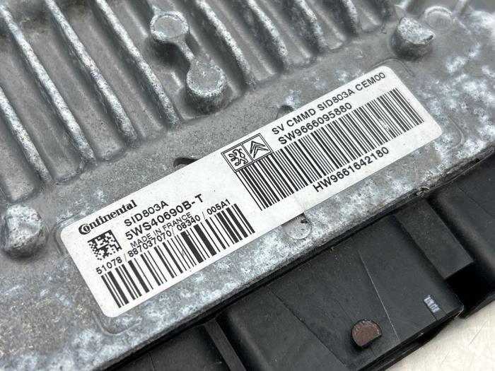Engine management computer from a Citroën C4 Grand Picasso (UA) 2.0 HDiF 16V 135 2009