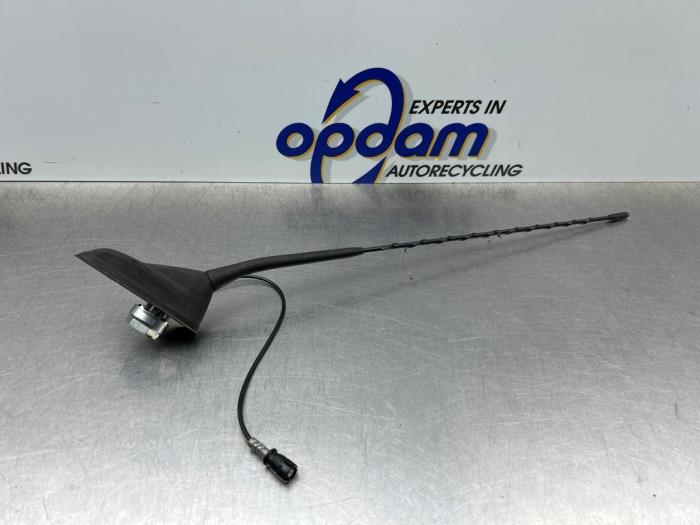 Używane Antena Citroen C3 (SC) 1.1 Cena € 25,00 Procedura marży oferowane przez Gebr Opdam B.V.