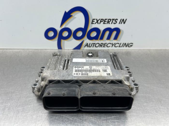 Used Engine management computer Opel Zafira (M75) 1.9 CDTI 16V Price € 150,00 Margin scheme offered by Gebr Opdam B.V.