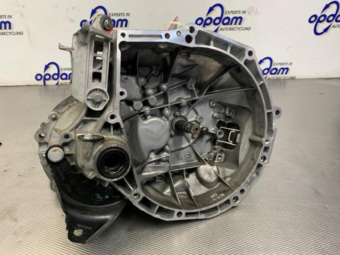 Gebrauchte Getriebe Opel Corsa F (UB/UH/UP) 1.2 12V 75 Preis € 250,00 Margenregelung angeboten von Gebr Opdam B.V.