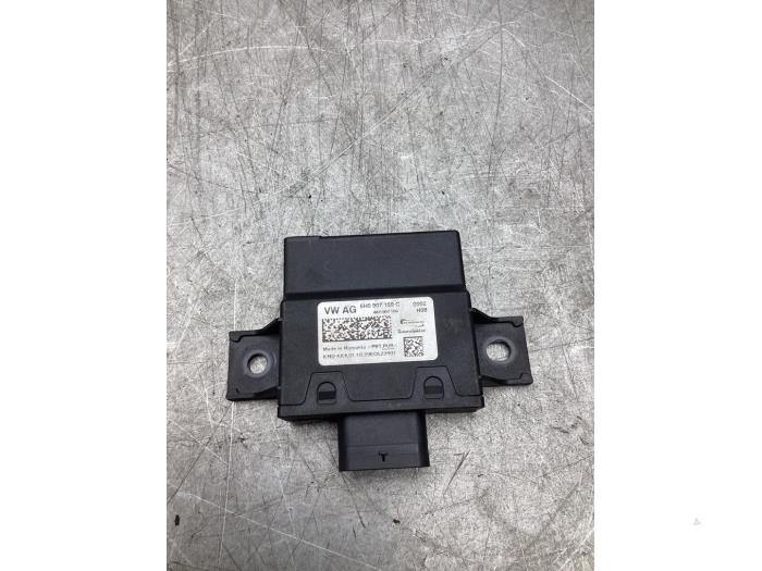 Używane Modul VESS Volkswagen Golf VIII (CD1) 1.4 GTE 16V Cena € 100,00 Procedura marży oferowane przez Gebr Opdam B.V.