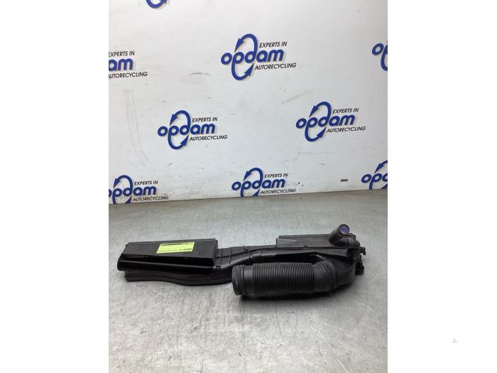 Begagnade Luftfilter Volkswagen Golf VIII (CD1) 1.4 GTE 16V Pris € 75,00 Marginaltabell erbjuds av Gebr Opdam B.V.