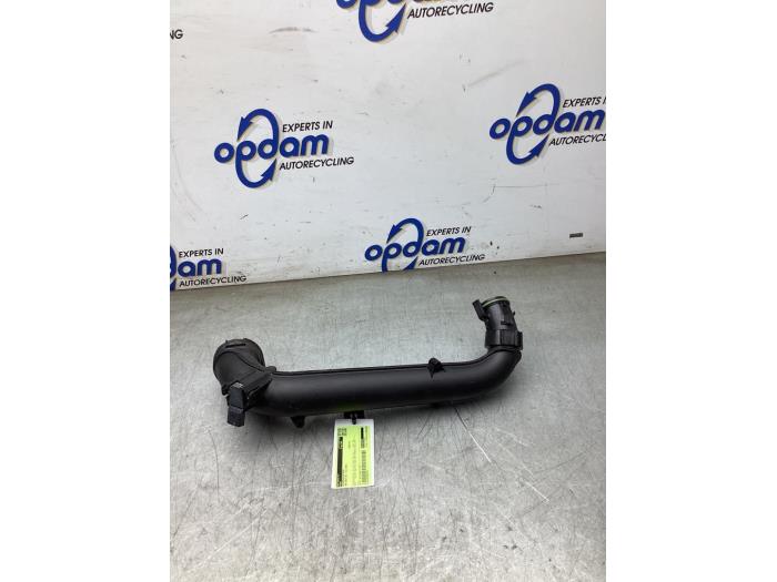 Gebrauchte Intercooler Rohr Volkswagen Golf VIII (CD1) 1.4 GTE 16V Preis € 50,00 Margenregelung angeboten von Gebr Opdam B.V.