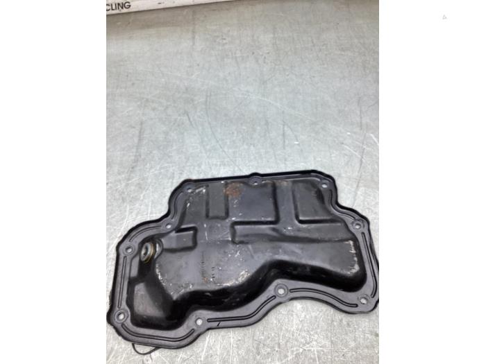 Usagé Couvercle carter Renault Clio IV Estate/Grandtour (7R) 0.9 Energy TCE 12V Prix € 25,00 Règlement à la marge proposé par Gebr Opdam B.V.