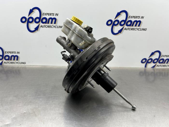 Usados Servofreno Volkswagen Polo V (6R) 1.4 TDI 12V 90 Precio € 150,00 Norma de margen ofrecido por Gebr Opdam B.V.